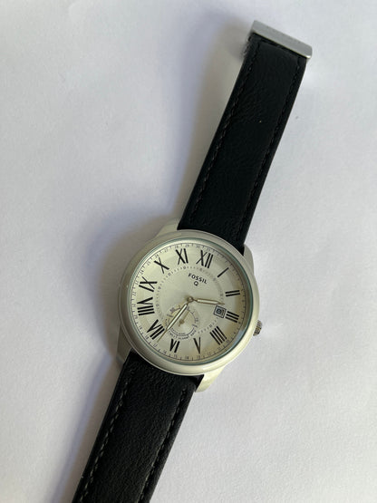 Fossil Q Men’s Classic Analog Watch with White Roman Dial & Black Leather Strap