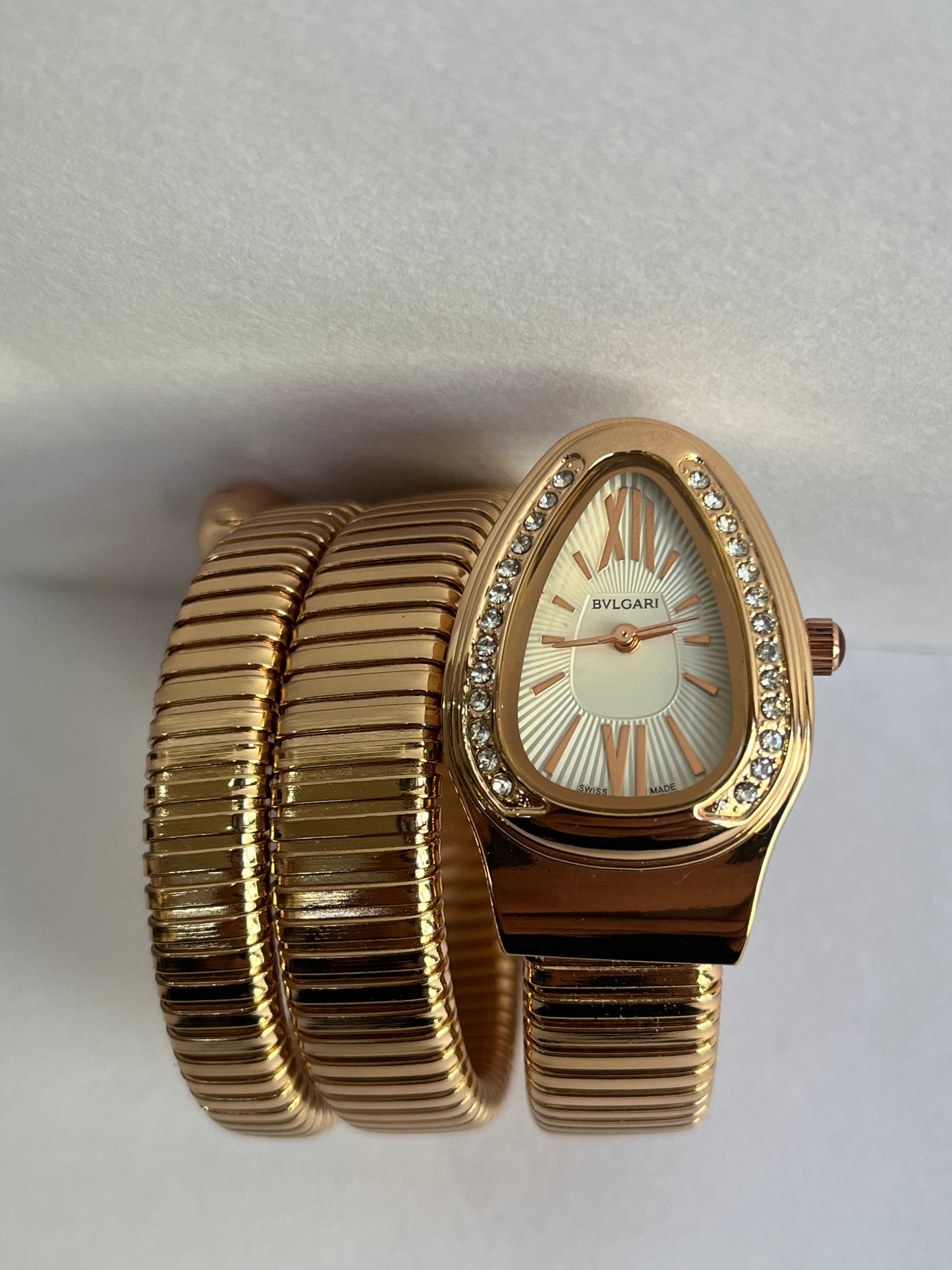 Et Luxury Gold Oval Dial Bracelet Watch with Crystal Bezel