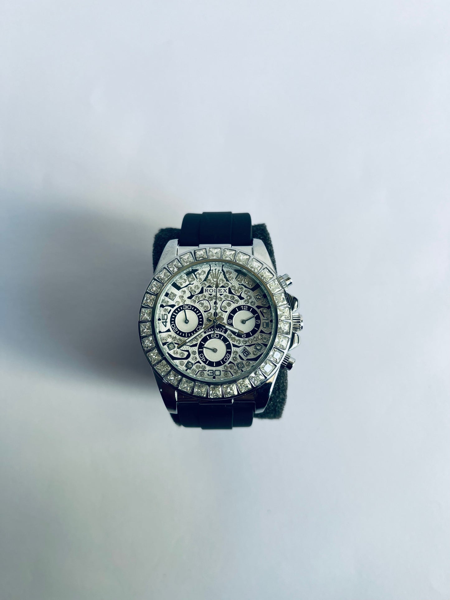 Rolex Daytona Diamond Bezel Luxury Chronograph Watch with Black Rubber Strap